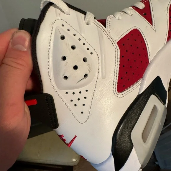 Jordan 6 Carmine - Picture 7 of 9